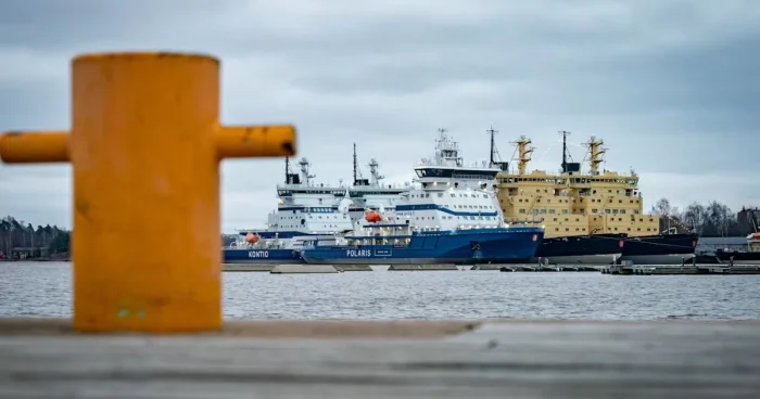 Reuters: “Finlandiya ABŞ üçün buzqıran gəmilər inşa edəcək”