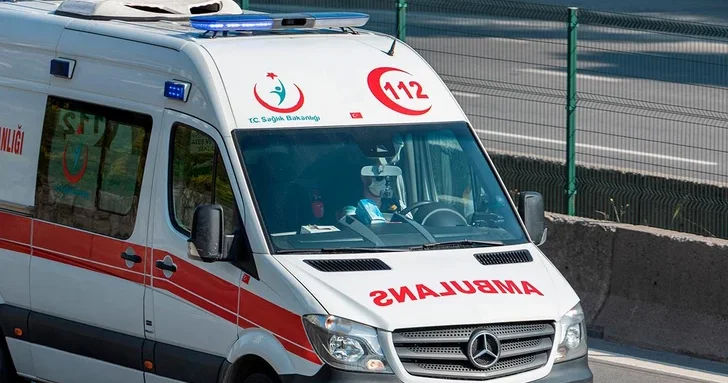 Массовое отравление в турецком общежитии: 26 школьниц попали в больницу