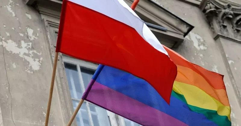 В Польше легализовали однополые союзы