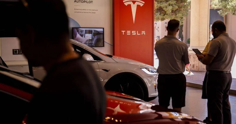 “Tesla”nın satışları azalıb