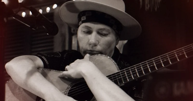 Протест Трампу: известные артисты Америки уходят со сцены… наша корреспонденция