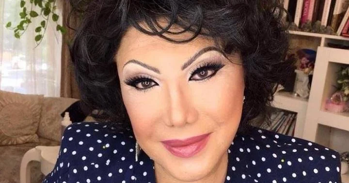 Küyə düşüb Flora Kərimovanı sevənlər Orxan Saffari yazır…