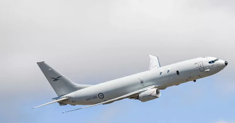 Американский самолёт разведчик пролетел над Чёрным морем и развернулся у Сочи