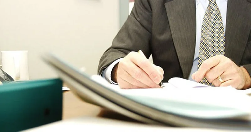 Baş bankirin milyonluq şirkəti ləğv edildi KONKRET