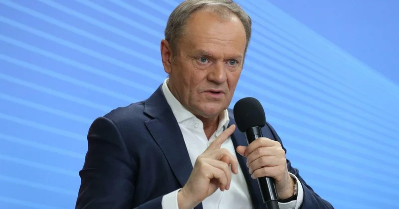 Tusk: ABŞ müharibə başa çatdıqdan sonra Ukraynaya qoşun yerləşdirməyə hazırdır