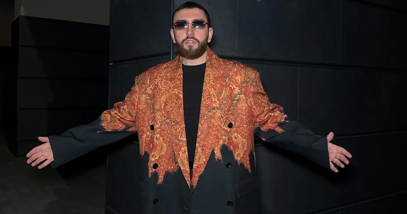 NURAN Xankədidə səhnəyə bu tərzdə çıxdı