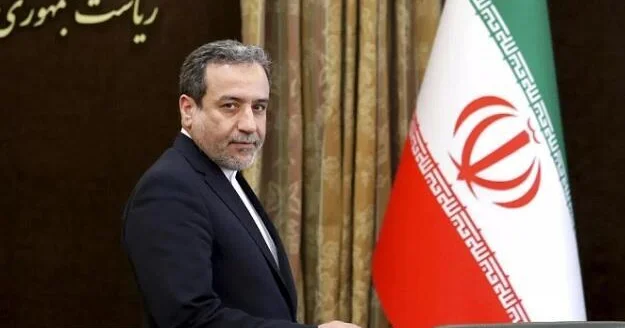 Araqçi: İran real diplomatiyaya açıqdır, lakin təzyiqləri rədd edir
