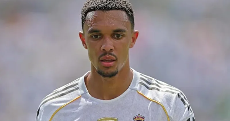 Premyer Liqa klubları İngiltərə millisinin üzvü ilə maraqlanır