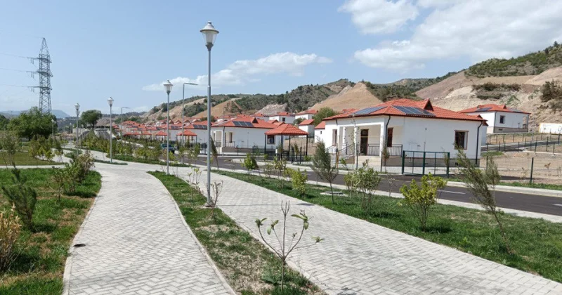 Laçının Bəylik kəndində yeni beton kanal və istinad divarı tikiləcək