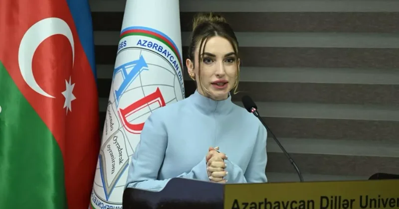 Презентация платформы Азербайджанский язык : автор идеи и руководитель проекта Алёна Алиева