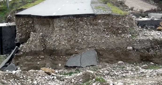 Uçan körpü nə vaxt bərpa olunacaq? Beş kəndin sakinləri çətin vəziyyətdə VİDEO