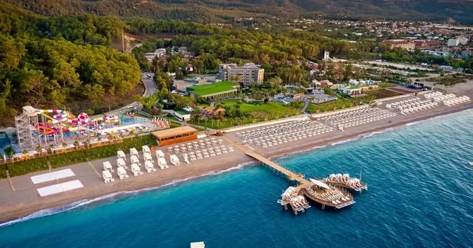 Rusiyalı iş adamının oteli 5 milyard 950 milyona satışa çıxarıldı