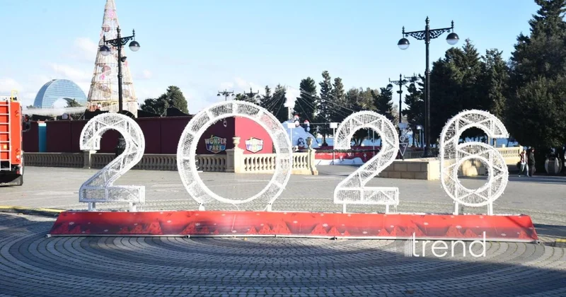 Bakı Yeni il ərəfəsində FOTOREPORTAJ