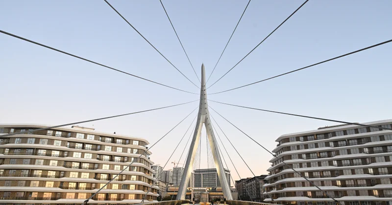 Bakıda yeni mall tikilir