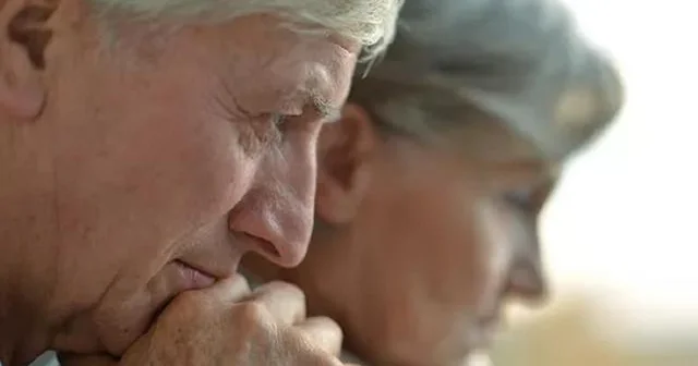 Qocaldıqca özünəinam niyə itir? PSİXOLOQ AÇIQLADI