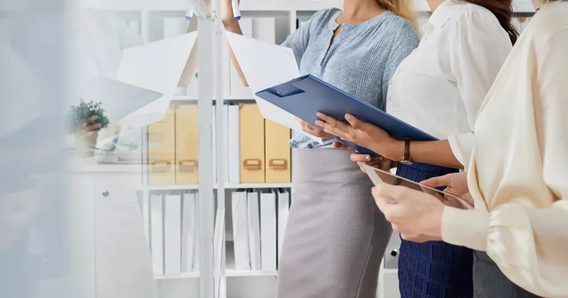 İşçidən bu məlumatları məcburi tələb etmək mümkün olmayacaq