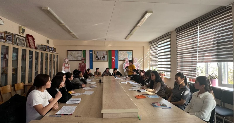 Azərbaycanlı alim Özbəkistan universitetində Azərbaycan özbək folklor əlaqələrinə dair ustad dərsləri keçib