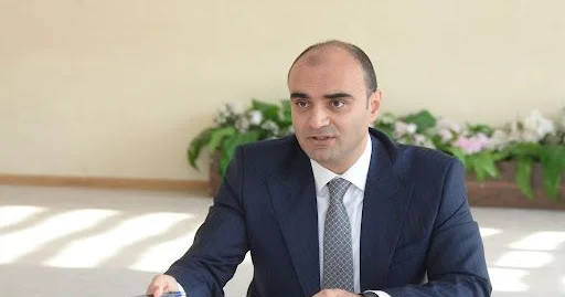 İşdən çıxarılan icra başçısı 12 il azadlıqdan mərhum edilə bilər