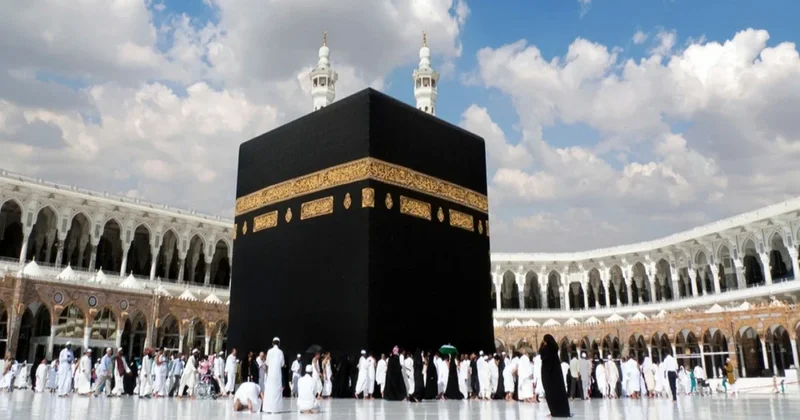 Həcc ziyarətinə sənəd qəbulunun bitmə tarixi məlum olub