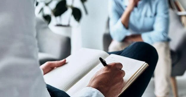 Эти лица смогут получать бесплатную психологическую помощь