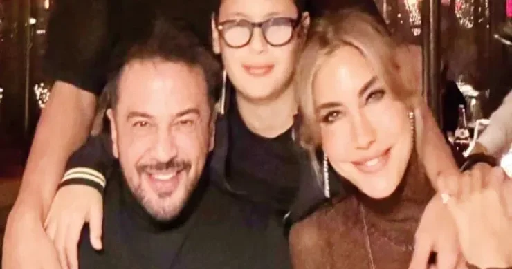 Məşhur boşanan cütlük bir arda FOTO