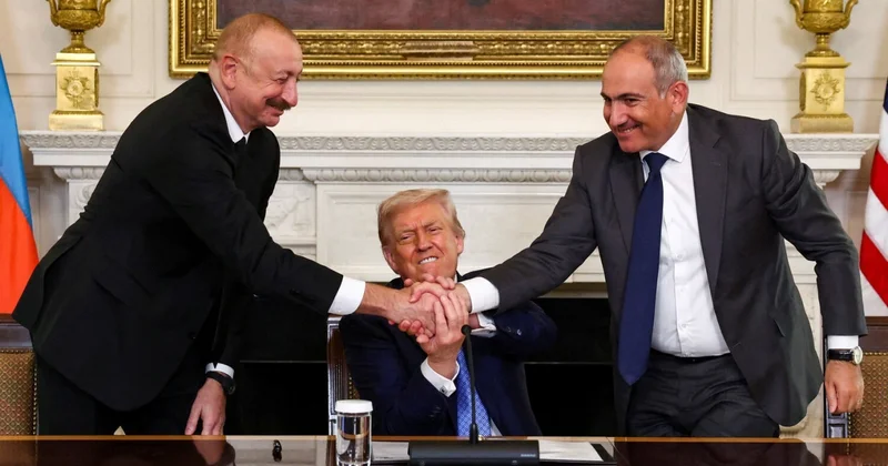 Tramp yenə Ermənistan Azərbaycan razılaşmasından danışdı