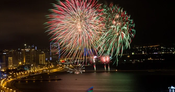 Bakıda Yeni il və Həmrəylik Günü münasibətilə atəşfəşanlıq olacaq