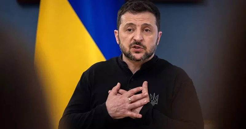 Зеленский вручил квартиры Героям Украины и семьям погибших военных