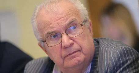 Məşhur sovet sirk ifaçısı, illüzionist Emil Kio vəfat edib