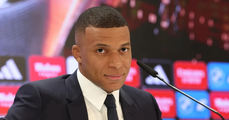 Mbappe sahibi olduğu kluba məşhur futbolçunu baş məşqçi gətirdi