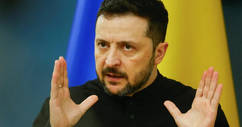 Zelenski hakimiyyətdən gedəcəyini açıqlayıb