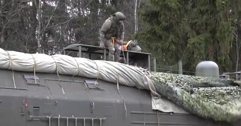 Ракетный комплекс Орешник официально принят на боевое дежурство в Беларуси