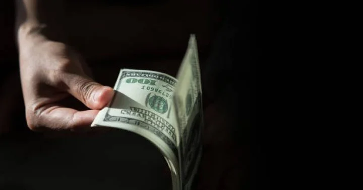 6,3 milyard manatlıq defisiti olan Azərbaycan Dəmir Yolları 331 investordan 30 milyon dollar borc aldı