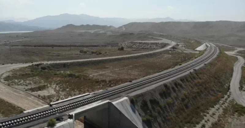 Türkiyəli nazir: Zəngəzur dəhlizi dünyadakı ən yüksək tutumlu dəhlizlərdən biri olacaq