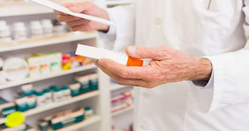 Vətəndaşlar NARAZIDIR: Niyə apteklərdə dərman tapılmır?