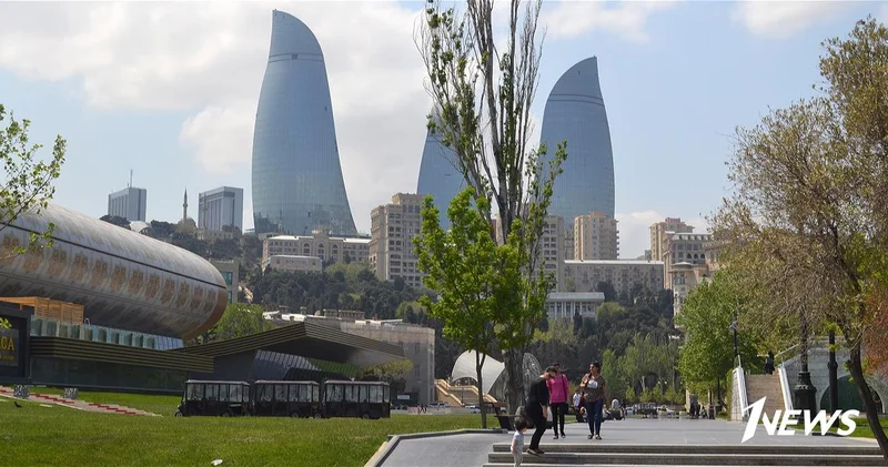 Какой будет погода в Баку в последний день 2025 года?