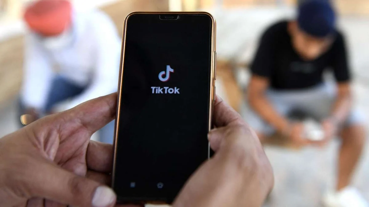 TikTok trendini təkrarlayan məktəbli az qala kor olacaqdı