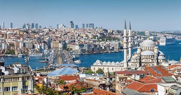 Türkiyənin ötən il üçün turistlərdən gələn qazancı...