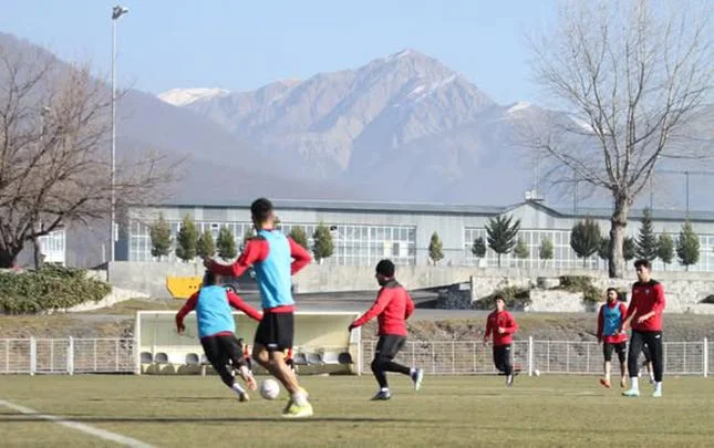 Qəbələ” iki futbolçu ilə yollarını ayırdı, birini icarəyə verdi