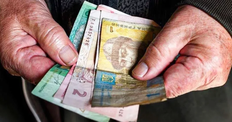 Более миллиона человек в Украине остались без пенсии