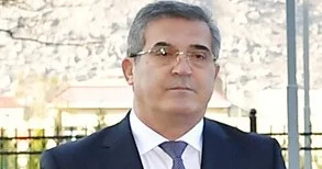 “Bir az başım qarışı“Bir az başım qarışıqdır” KONKRET