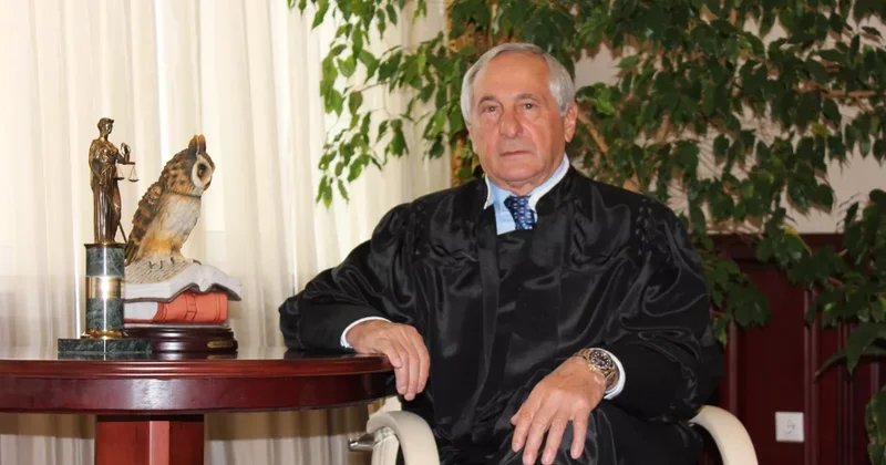 У экс главы Верховного суда Адыгеи в России вновь изымают имущество