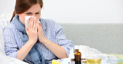 Qrip və soyuqdəymə zamanı bunlardan UZAQ DURUN İmmuniteti zəiflədir