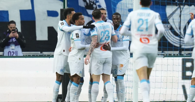 “Marsel” “Paris”lə oyunda qələbəni əldən verib