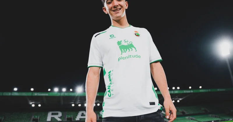 “Real Madrid” “Racinq”in yarımmüdafiəçisini transfer etmək istəyir AS