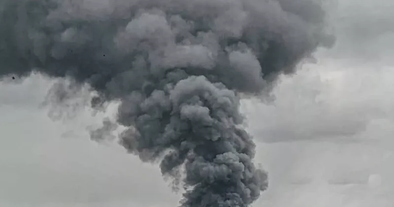 Четыре человека погибли при взрыве в жилом доме в иранском городе Ахваз