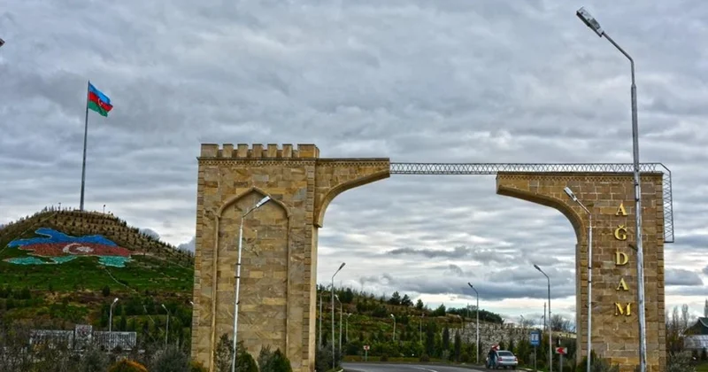 “Gəlnimin günahı yoxdur, oğluma ömürlük həbs verilsin” Ağdamdakı insidentin TƏFƏRRÜATLARI (VİDEO)
