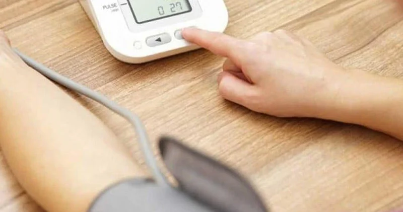 Həkim xəbərdarlıq edir: Aşağı qan təzyiqi də ciddi təhlükə yaradır