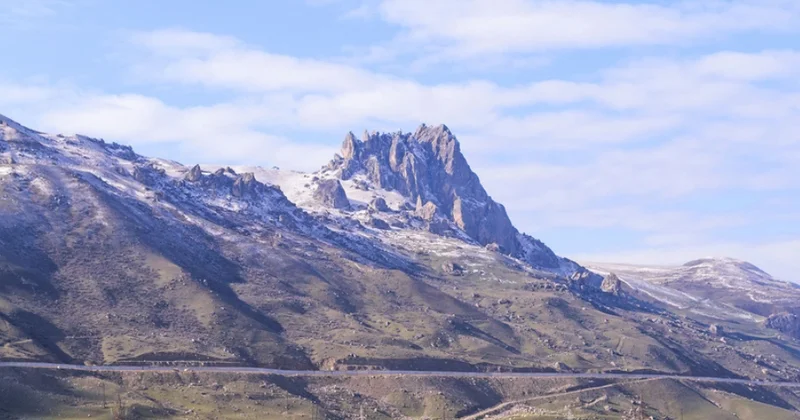 Beşbarmaqda karvansaray aşkarlanıb