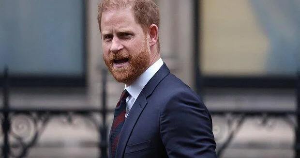 Принц Гарри остался почти без денег